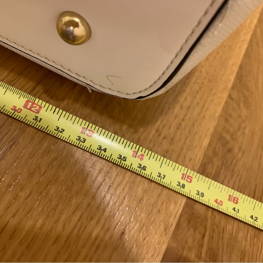 Off White purse - versatile - Picture 15 of 16